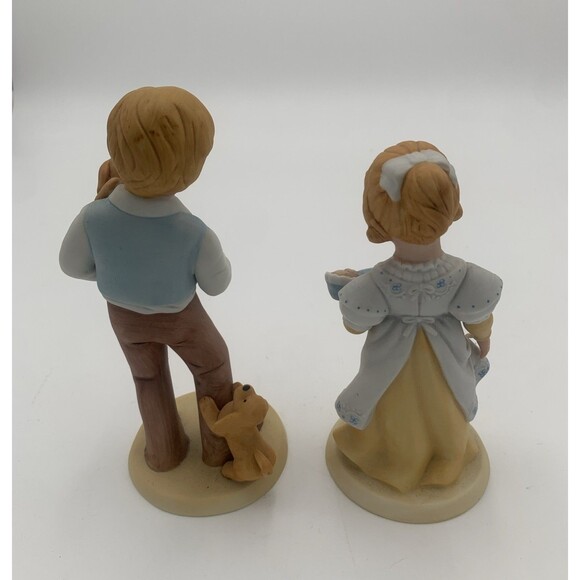 Best Friends & A Mother’s Love, Avon Porcelain Figurines - 1982 - Picture 3 of 7